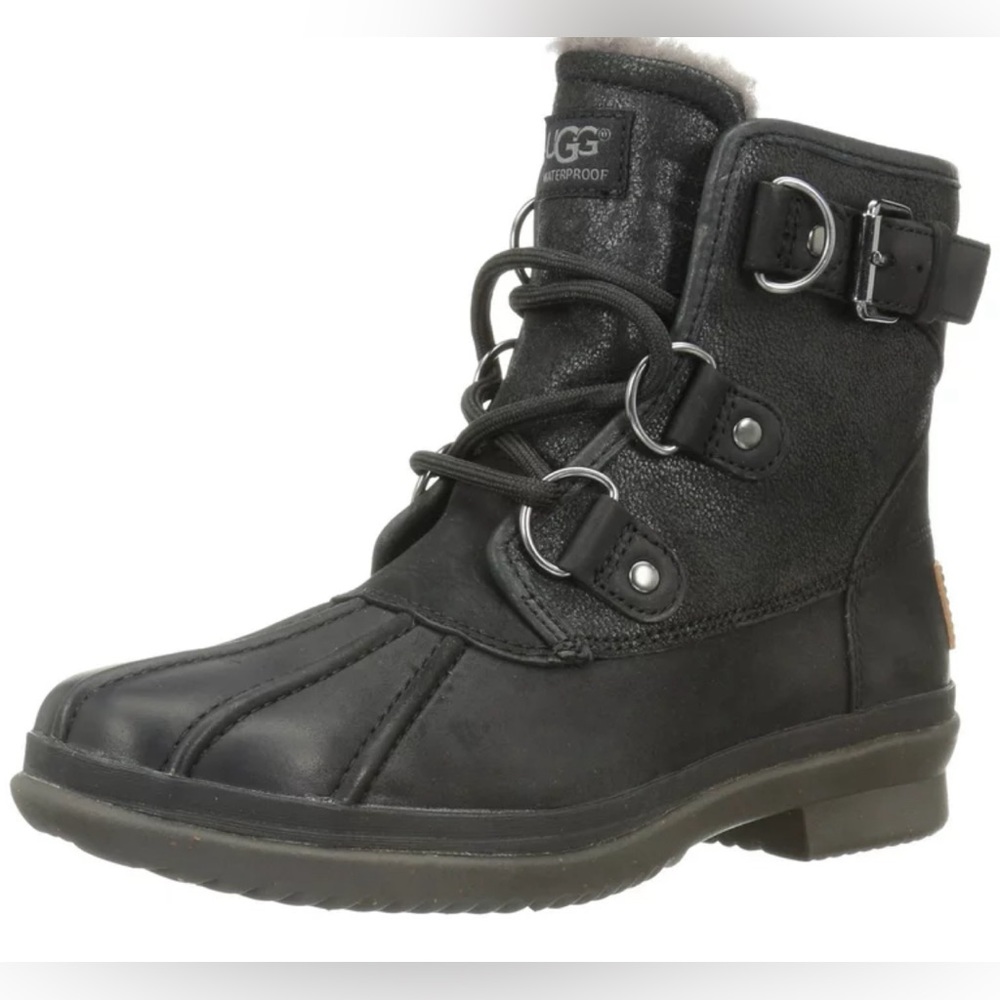 UGG Cecile Winter Boots Woman’s Size 6 Black Booties